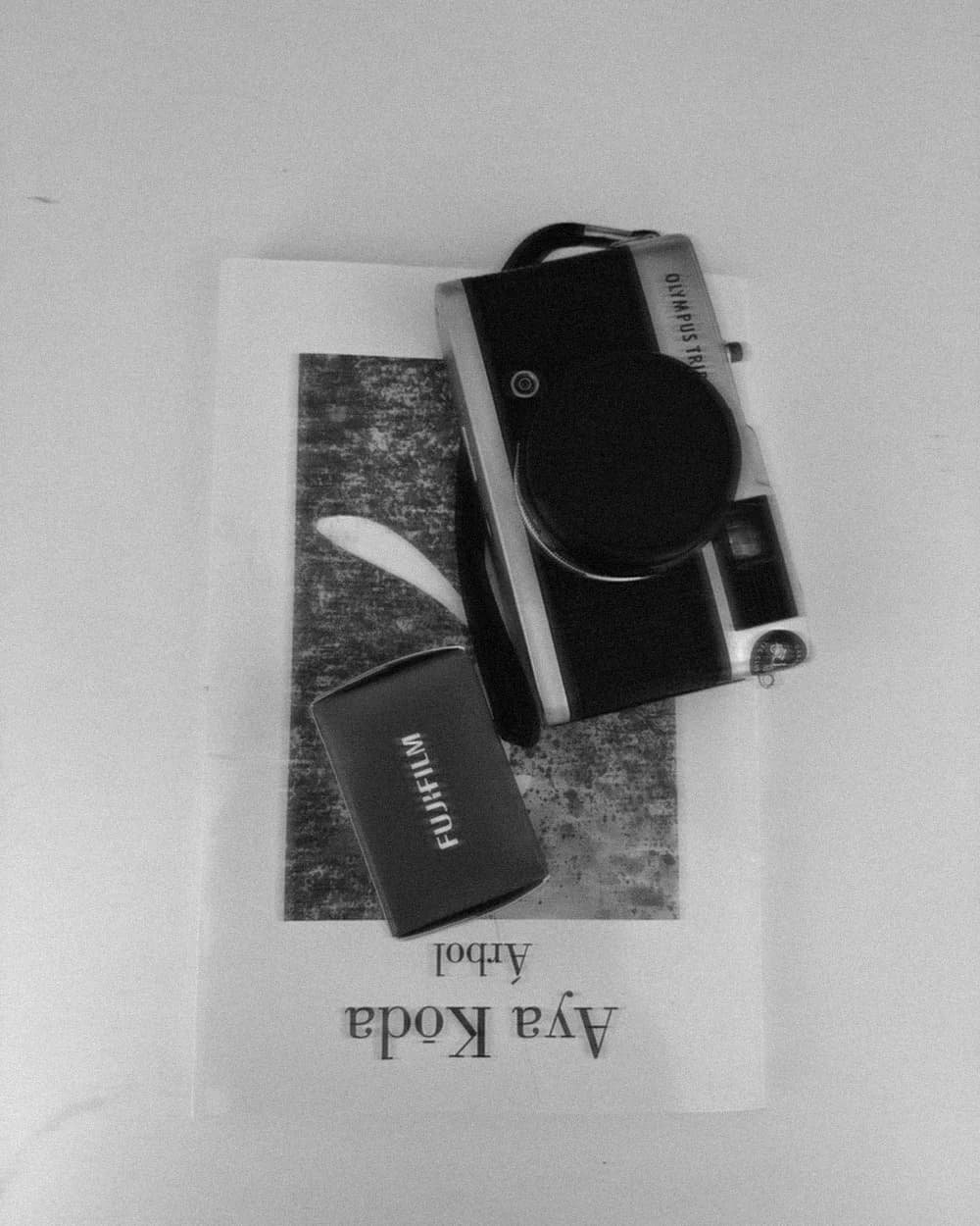 Olympus Trip y un rollo Fujifilm